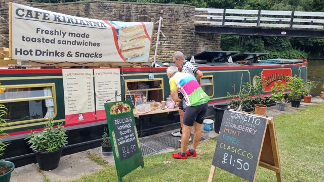 Kirianna barge cafe at Bugsworth Basic